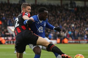 华体会登陆-焦点大战：英超上演巅峰碰撞的简单介绍