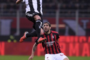 华体会-尤文图斯客场战胜对手，取得关键三分