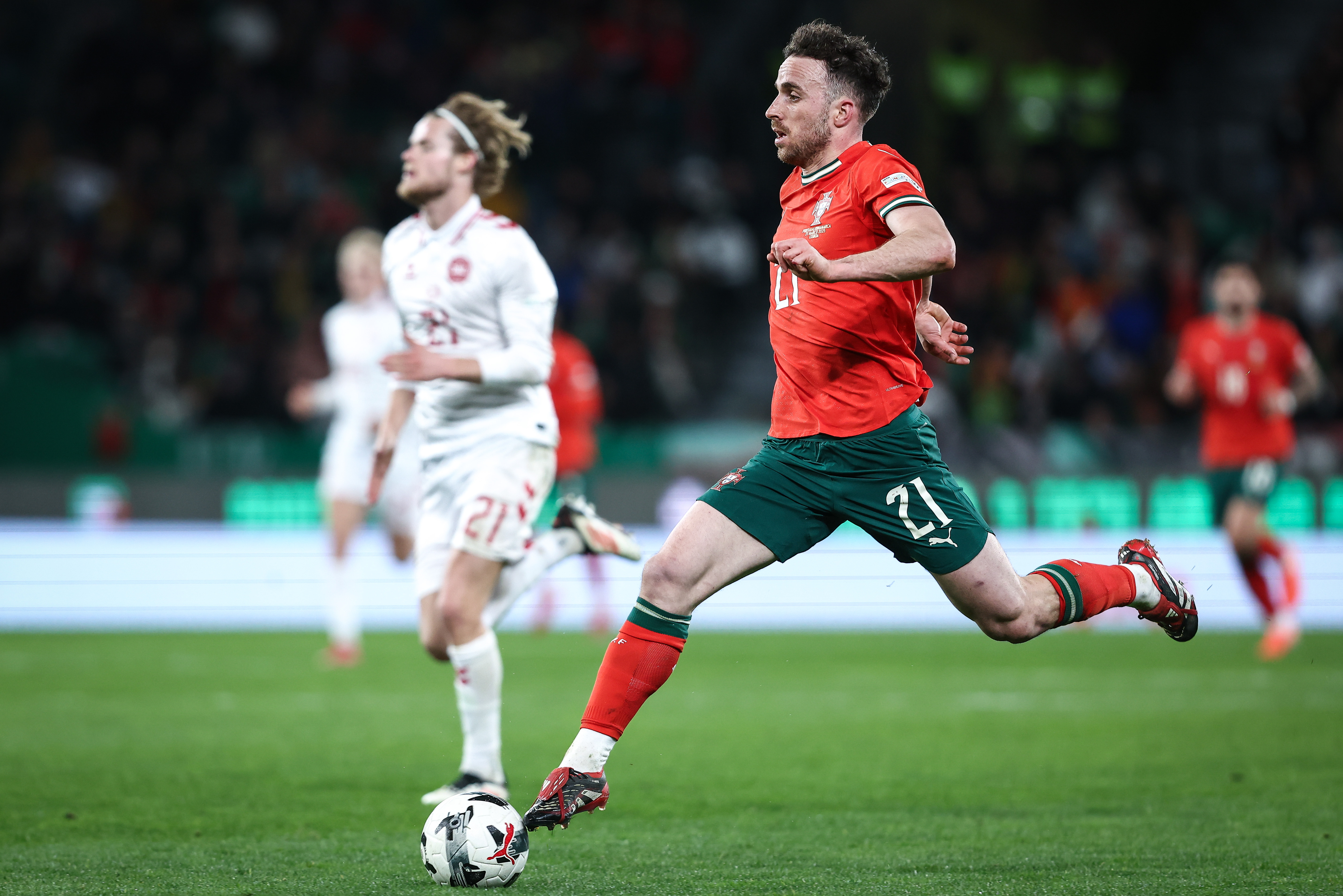 华体会体育-关于葡萄牙足球冠军赛季末,卫冕冠军反弹的信息 第1张 华体会体育-关于葡萄牙足球冠军赛季末,卫冕冠军反弹的信息 第1张