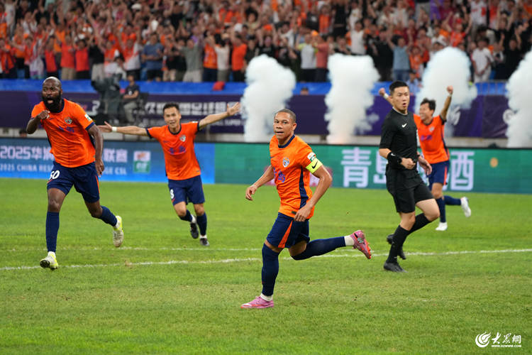 华体会体育-青岛主场大胜,全队表现出色 第1张 华体会体育-青岛主场大胜,全队表现出色 第1张